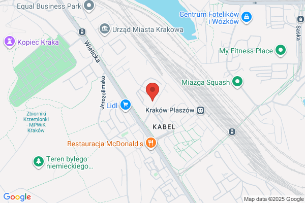 Milena. Hurtownia odziezy damskiej. Plaszcze, kostiumy