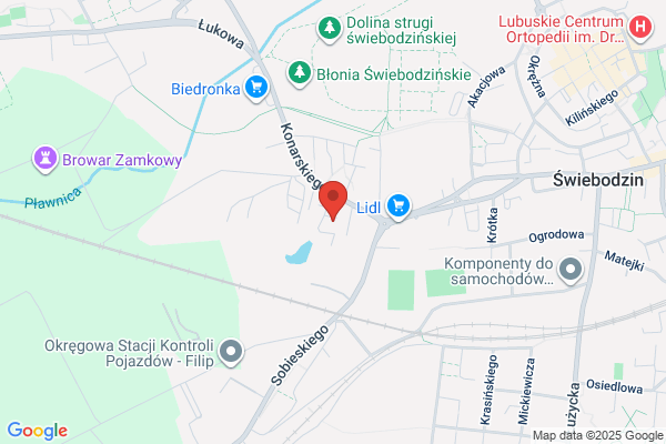 Czerwona Dynia. Sklep z odzieza. Ciesluk T.